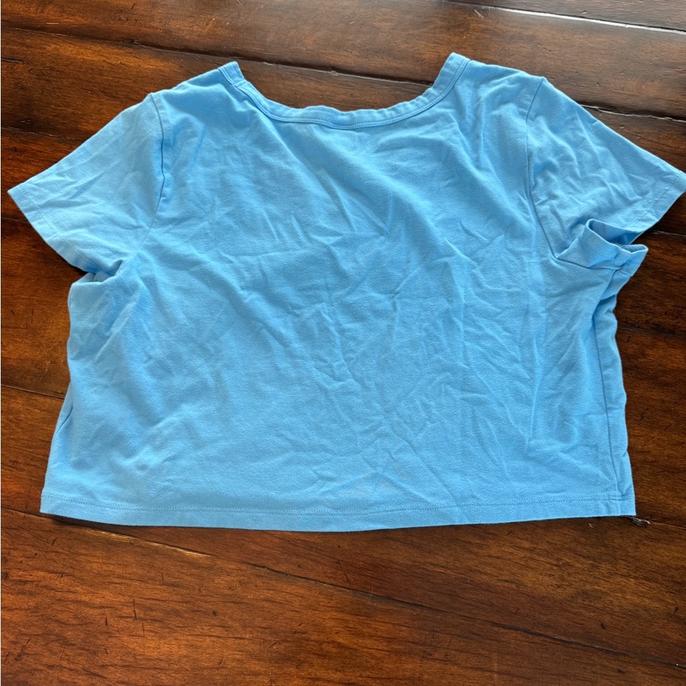 Light Blue V-Neck T-Shirt - Size XXL - Picture 6 of 6